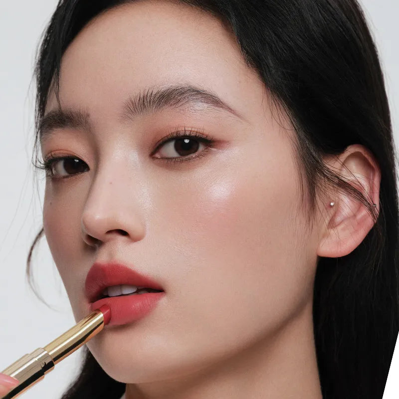 Rouge à lèvres mat fin Nappa