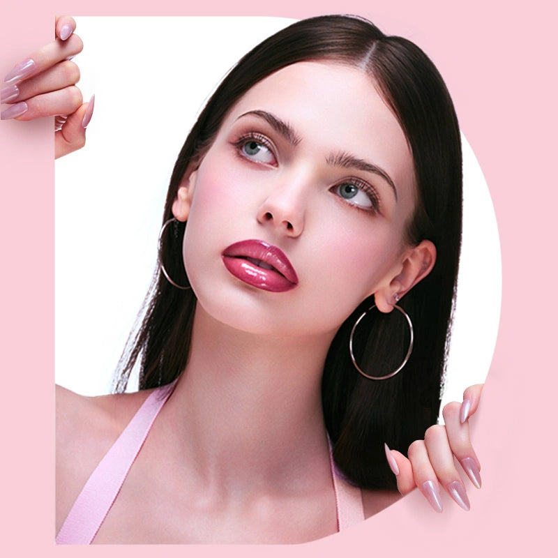 Model Wearing Judydoll Lip Gloss & Liner Duo