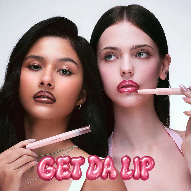 Model Wearing Judydoll Lip Gloss & Liner Duo