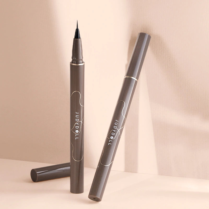 Ultra-Fine Liquid Eyeliner