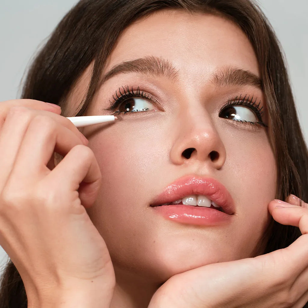 Dual-Ended Under Eye Pen